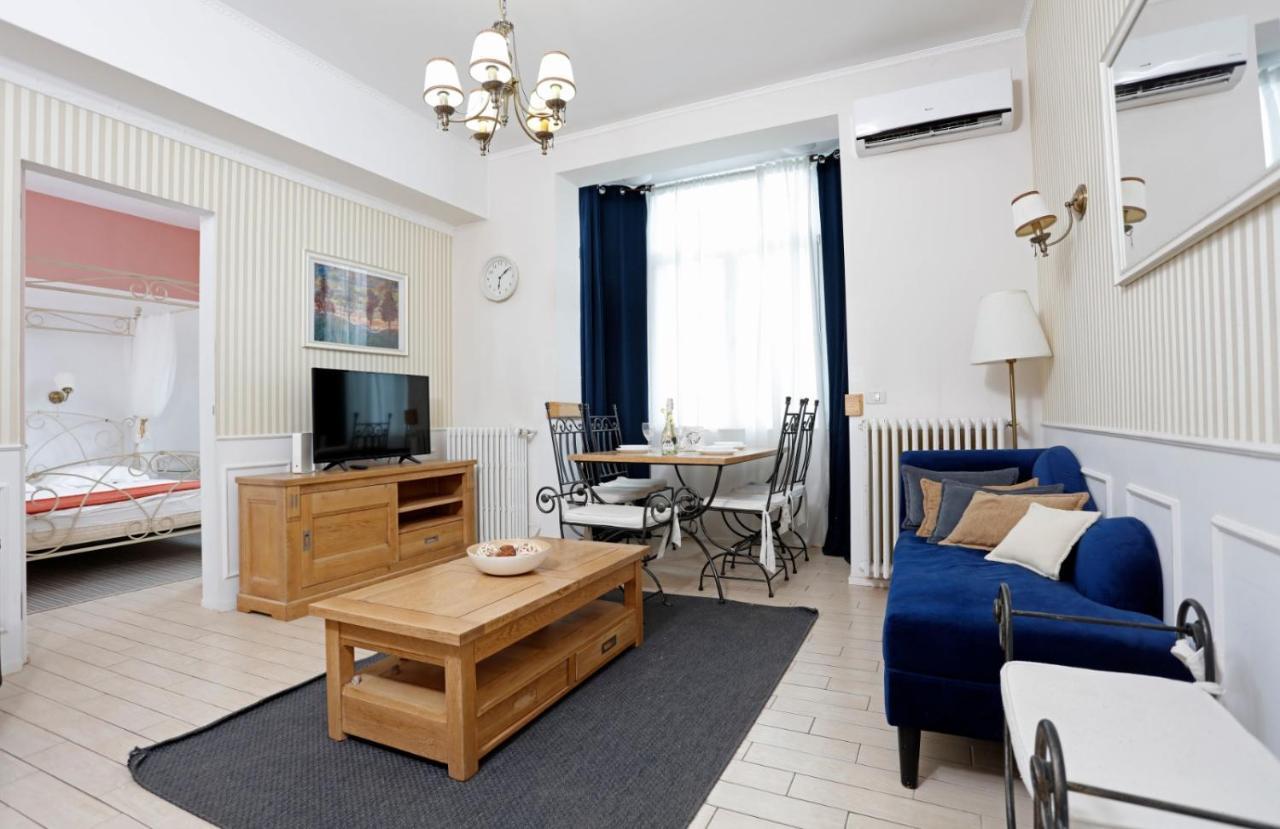 Classy 2 Bedroom Apartment In City Center 부쿠레슈티 외부 사진