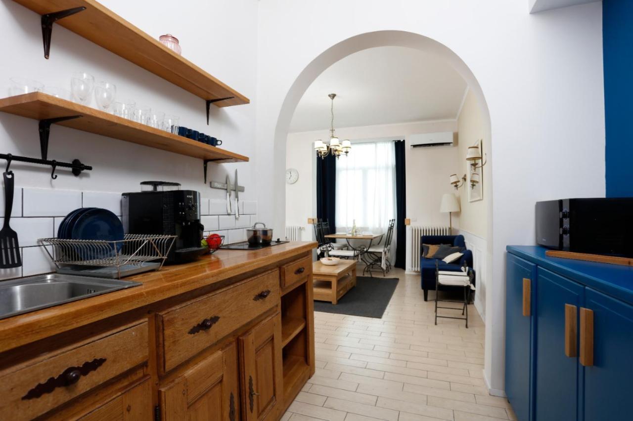 Classy 2 Bedroom Apartment In City Center 부쿠레슈티 외부 사진